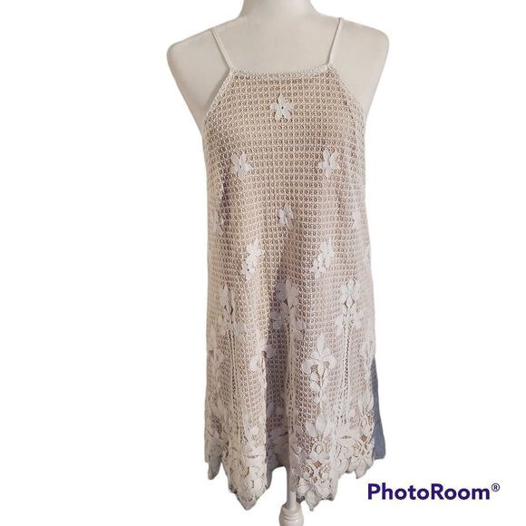 Francesca's Nude Floral Eyelet Dress L - Picture 13 of 13